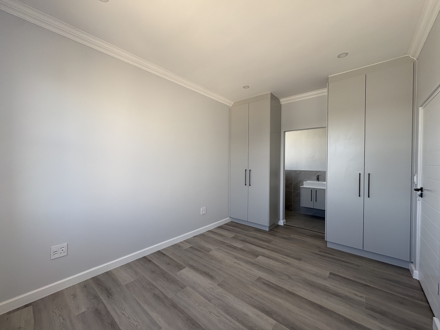4 Bedroom Property for Sale in Sandown Western Cape